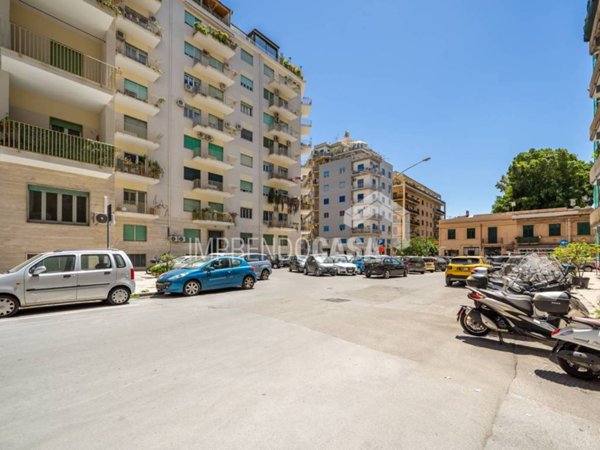 appartamento in vendita a Palermo in zona Libertà