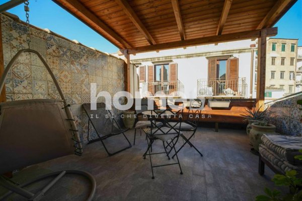 appartamento in vendita a Palermo in zona Centro storico