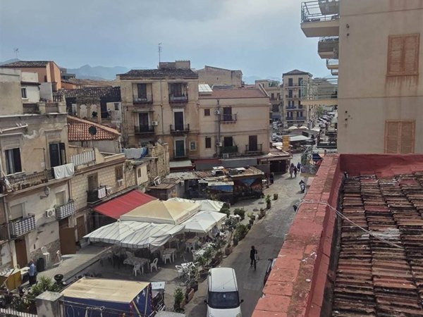 appartamento in vendita a Palermo in zona Centro storico