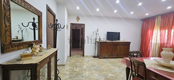 appartamento in vendita a Palermo in zona Roccella