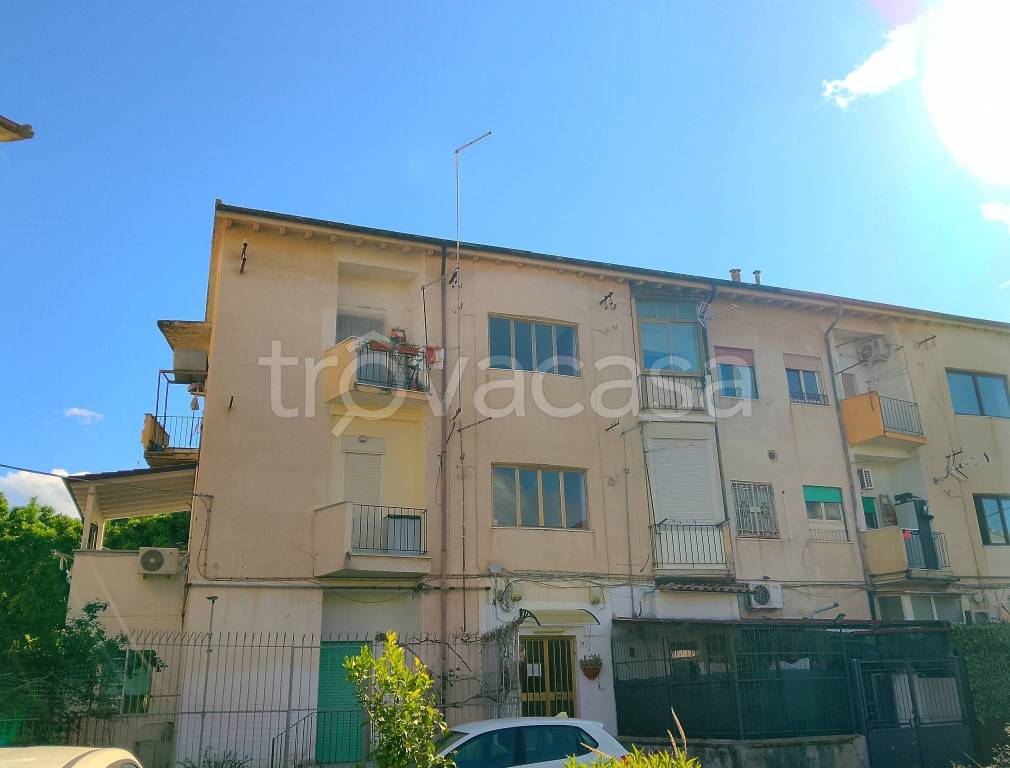 appartamento in vendita a Palermo in zona Montegrappa / Santa Rosalia