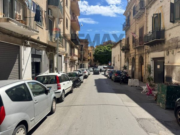 appartamento in vendita a Palermo in zona Centro storico
