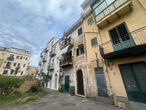 appartamento in vendita a Palermo in zona Centro storico