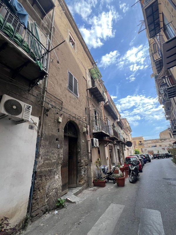 appartamento in vendita a Palermo in zona Centro storico