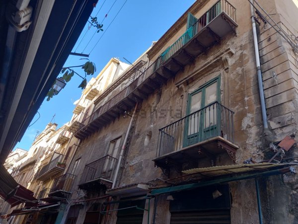 appartamento in vendita a Palermo in zona Centro storico