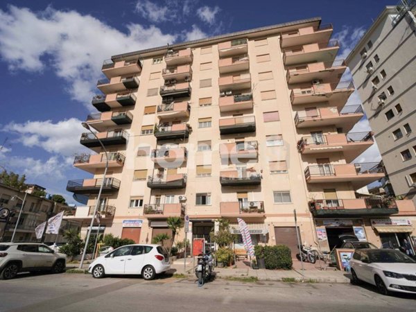 appartamento in vendita a Palermo in zona Noce