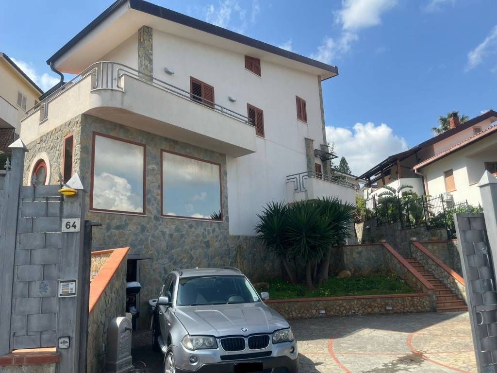 casa indipendente in vendita a Palermo in zona Baida