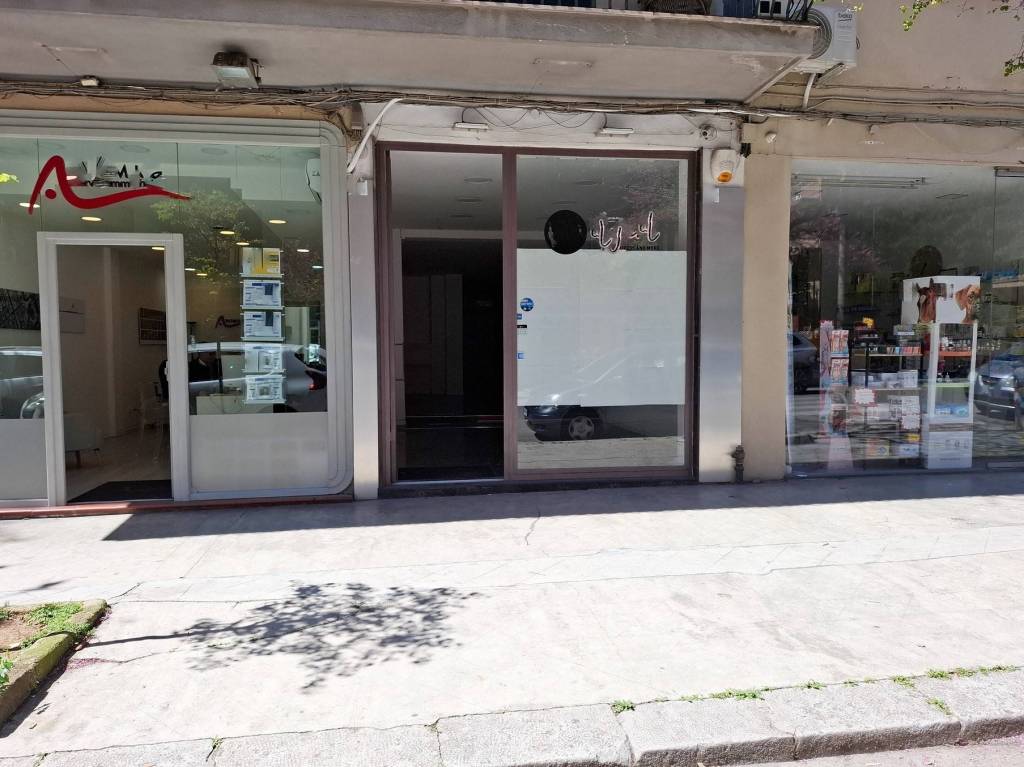 negozio in vendita a Palermo
