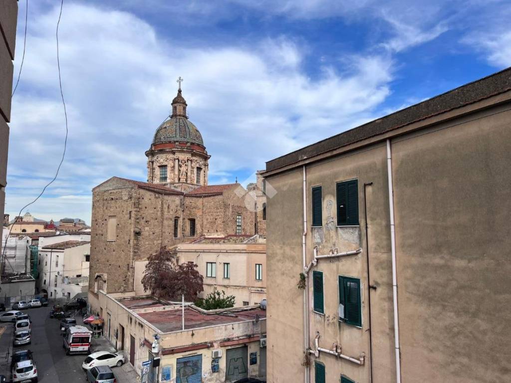 appartamento in vendita a Palermo in zona Centro storico