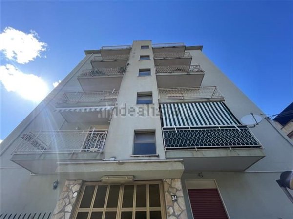 casa indipendente in vendita a Palermo in zona Calatafimi / Cuba