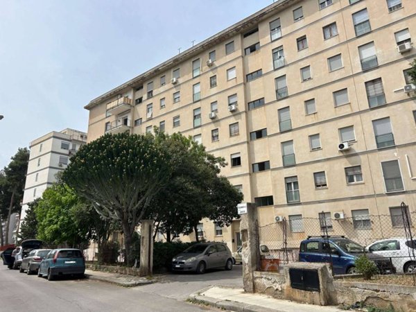 appartamento in vendita a Palermo in zona Uditore