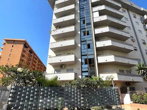 appartamento in vendita a Palermo in zona Settecannoli
