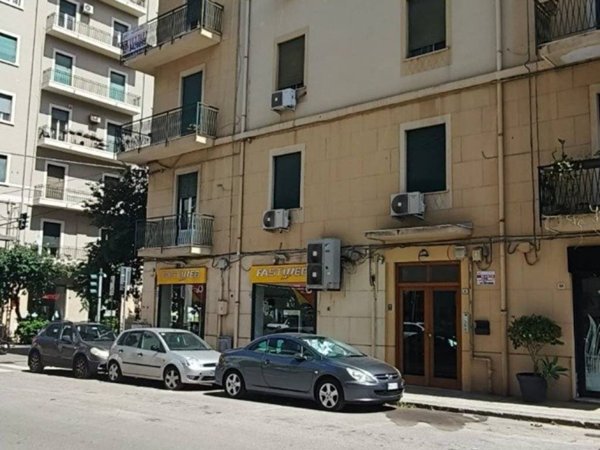 appartamento in vendita a Palermo in zona Politeama
