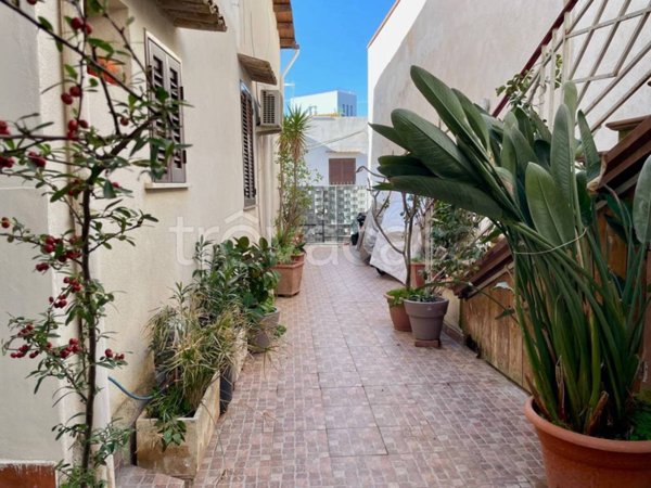 appartamento in vendita a Palermo in zona Mondello
