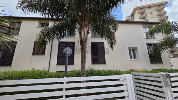 appartamento in vendita a Palermo in zona Uditore