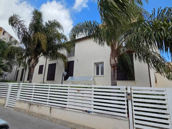 appartamento in vendita a Palermo in zona Uditore