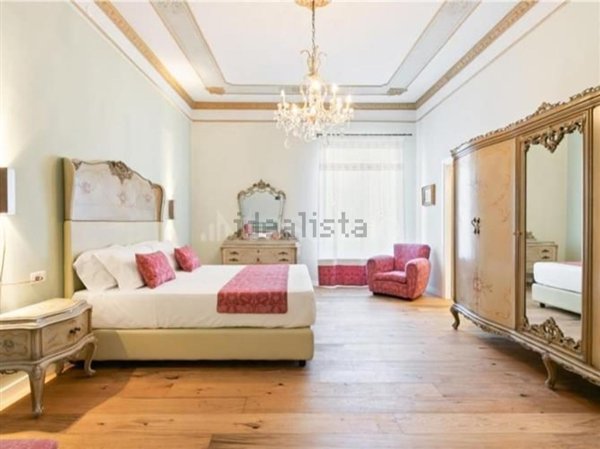 appartamento in vendita a Palermo in zona Politeama