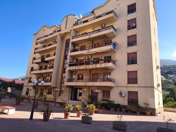 appartamento in vendita a Palermo in zona Sferracavallo