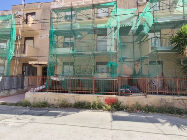 appartamento in vendita a Palermo in zona Chiavelli