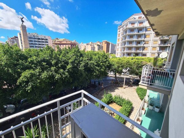 appartamento in vendita a Palermo in zona Libertà