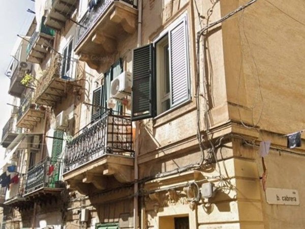 appartamento in vendita a Palermo in zona Zisa