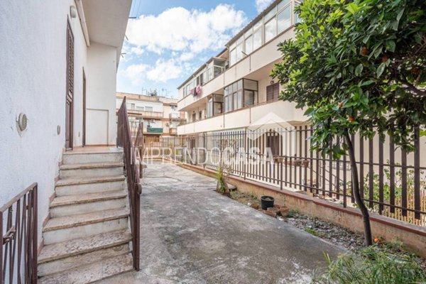 appartamento in vendita a Palermo in zona Tommaso Natale