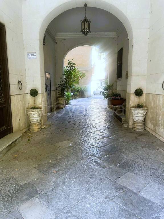 appartamento in vendita a Palermo in zona Politeama