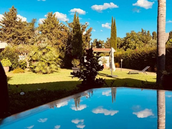 casa indipendente in vendita a Palermo in zona Mondello