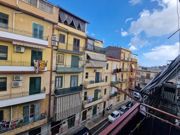 appartamento in vendita a Palermo in zona Zisa