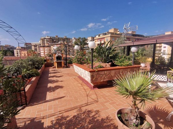 appartamento in vendita a Palermo in zona San Lorenzo