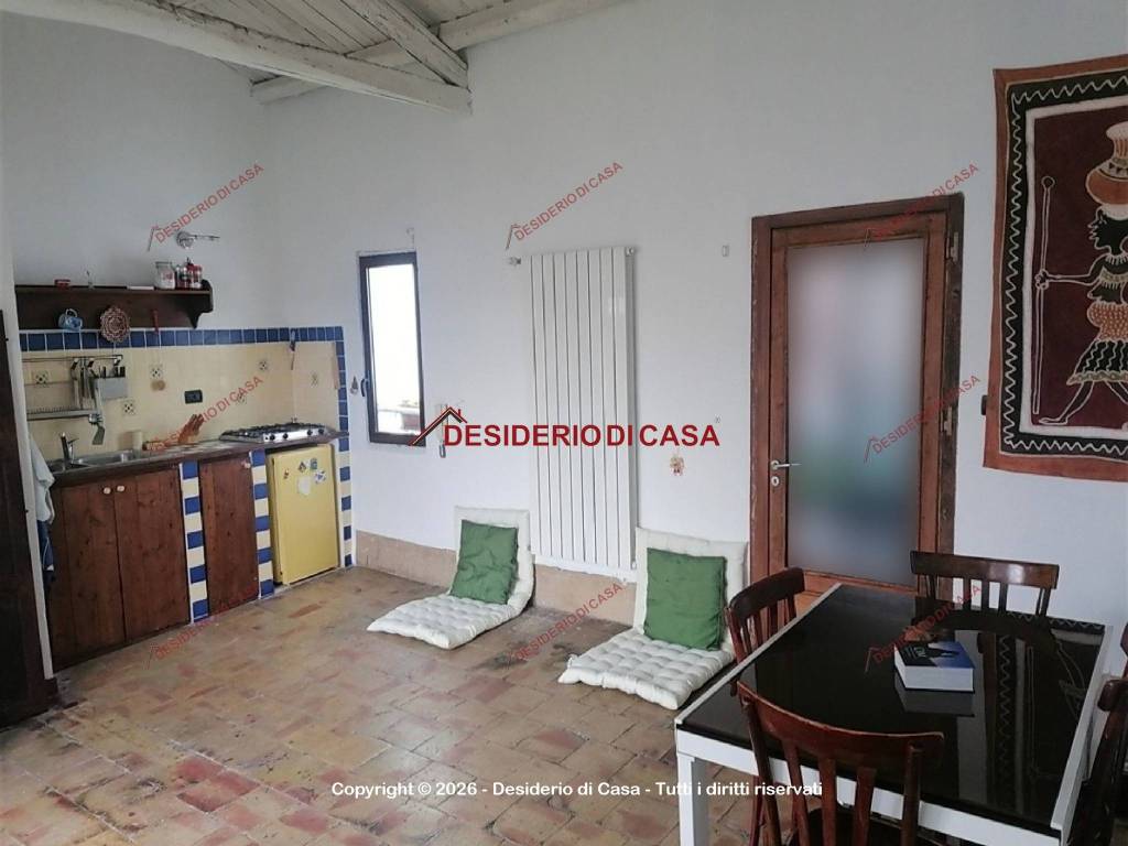 appartamento in vendita a Palermo in zona Zisa