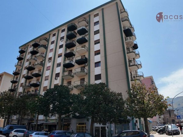 appartamento in vendita a Palermo