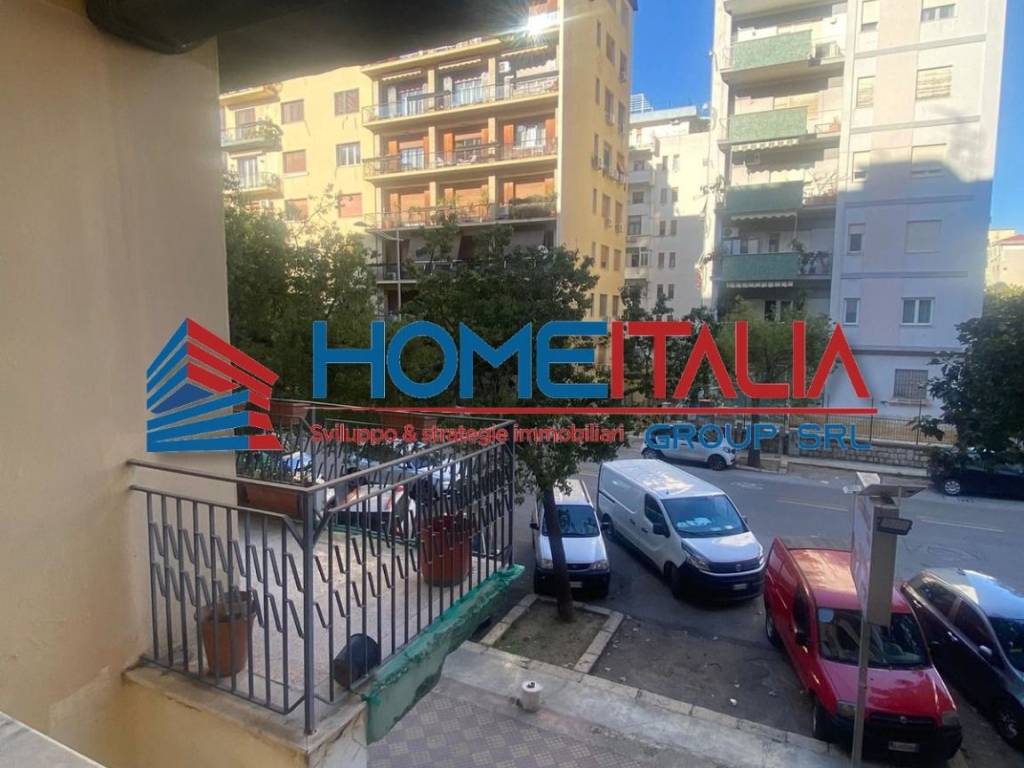 appartamento in vendita a Palermo in zona Politeama
