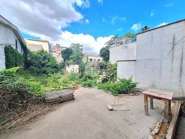 appartamento in vendita a Palermo in zona San Lorenzo