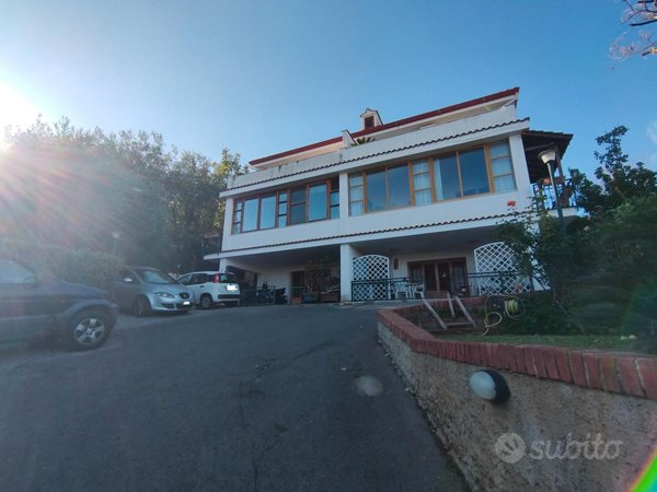 casa indipendente in vendita a Palermo in zona Baida