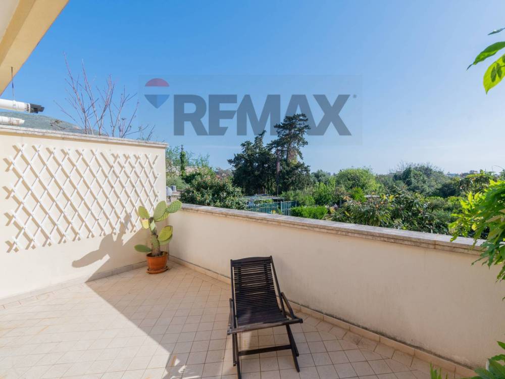 casa indipendente in vendita a Palermo in zona Mondello