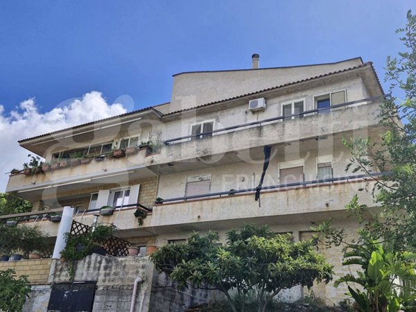appartamento in vendita a Palermo in zona Villagrazia/Falsomiele