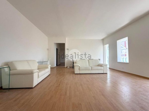 appartamento in vendita a Palermo in zona Malaspina/Palagonia