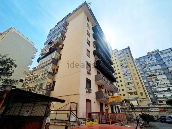 appartamento in vendita a Palermo in zona Montepellegrino