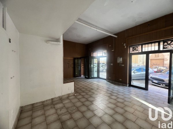 locale commerciale in vendita a Palermo