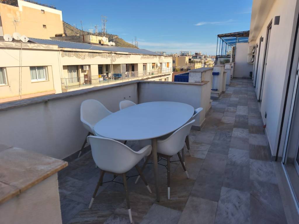 appartamento in vendita a Palermo in zona Libertà