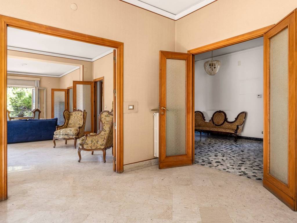 appartamento in vendita a Palermo in zona Libertà