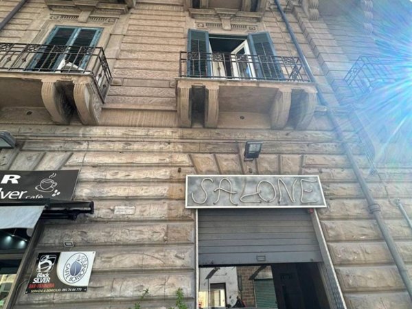 negozio in vendita a Palermo in zona Libertà
