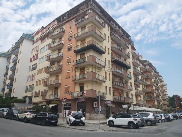 appartamento in vendita a Palermo in zona Uditore