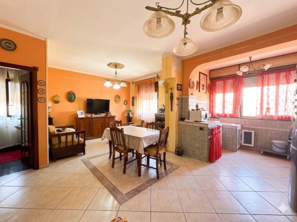 appartamento in vendita a Palermo in zona Altarello