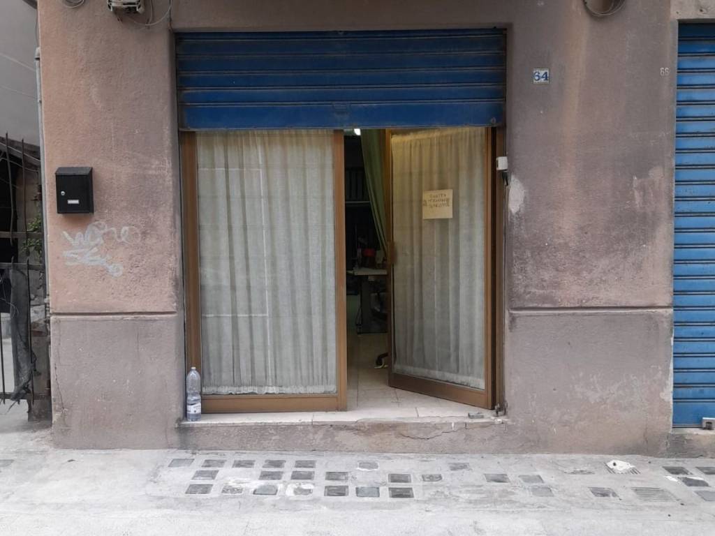 locale commerciale in vendita a Palermo