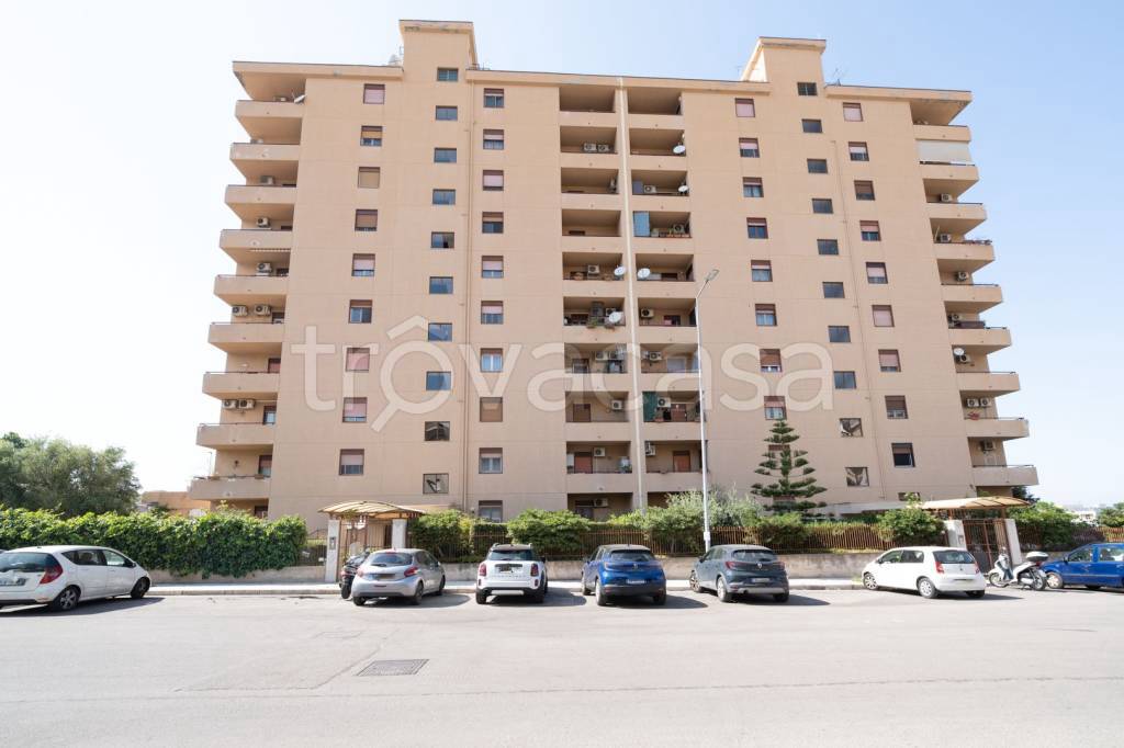 appartamento in vendita a Palermo in zona Oreto