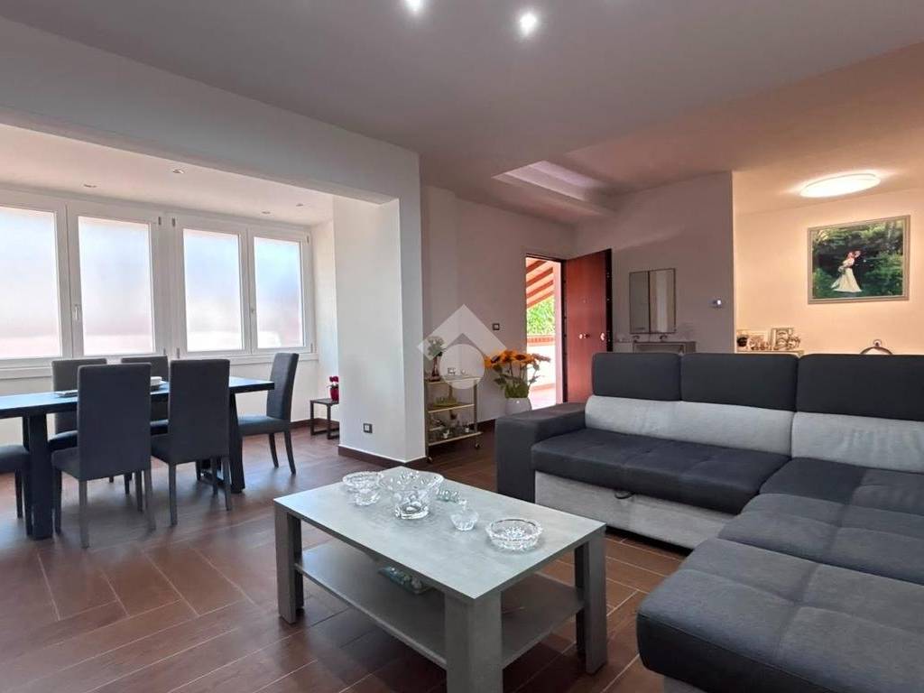 casa indipendente in vendita a Palermo in zona Addaura