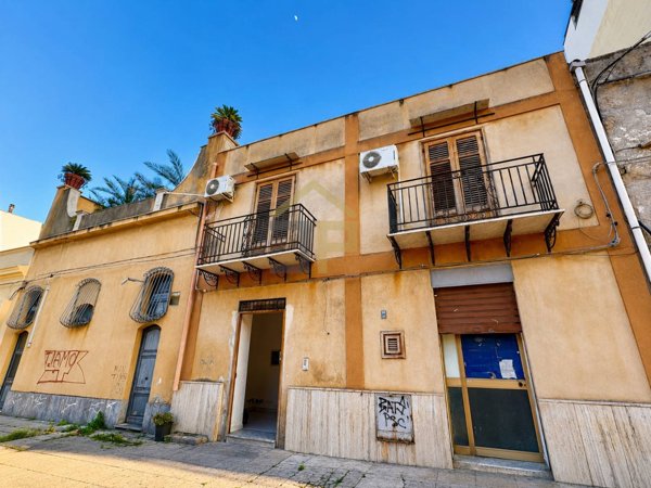 appartamento in vendita a Palermo in zona Centro storico