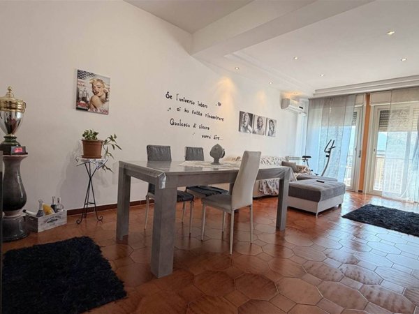 appartamento in vendita a Palermo in zona Montegrappa / Santa Rosalia